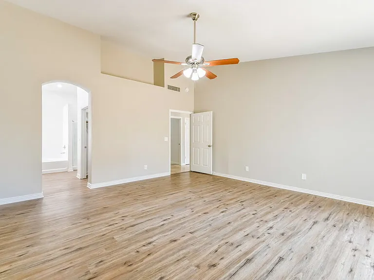 1517 W Antiqua Dr — Photo 10