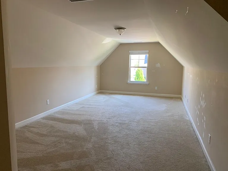813 Claude Laurel Dr — Photo 7