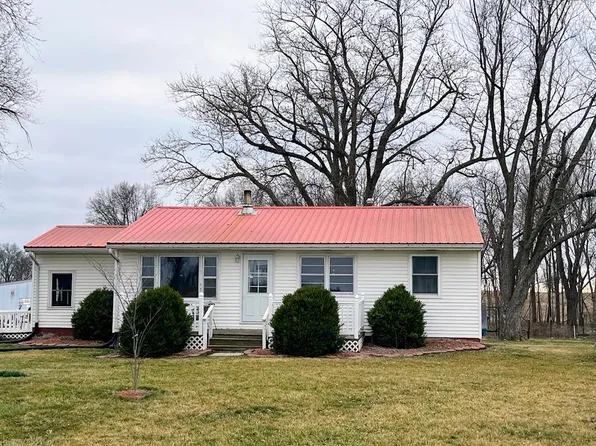 28611 Us Highway 63, La Plata, MO 63549