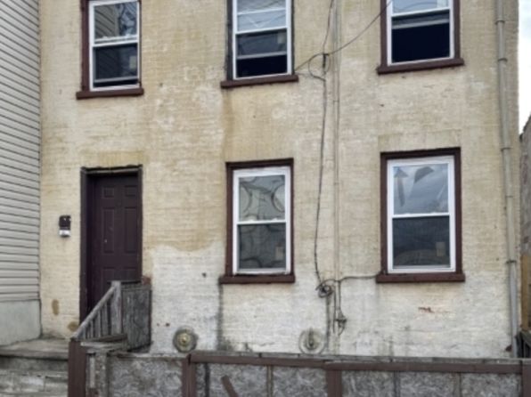 85 Tichenor St, Newark City, NJ 07105