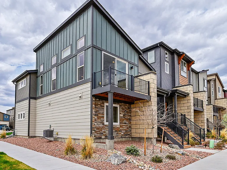 2407 Zorro Hts — Photo 32