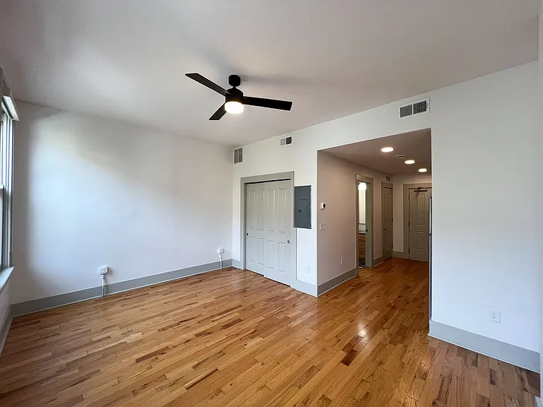 1338 Main Street — Photo 9