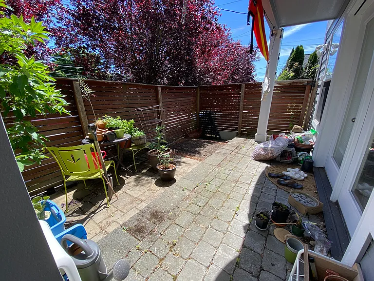 515 21st Ave — Photo 14