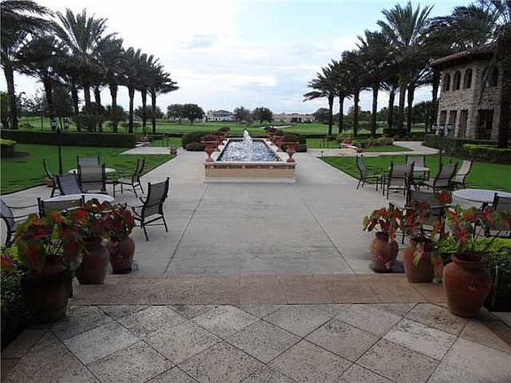 5th image of 7567 Old Thyme Ct #2D