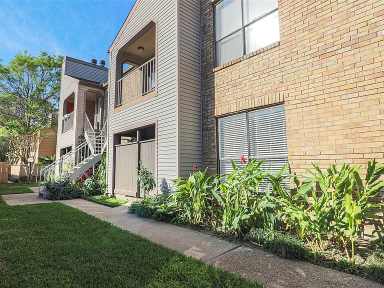 2025 Augusta Dr #1005 — Photo 22