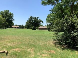 701 Dewey St, Cleburne, TX 76031