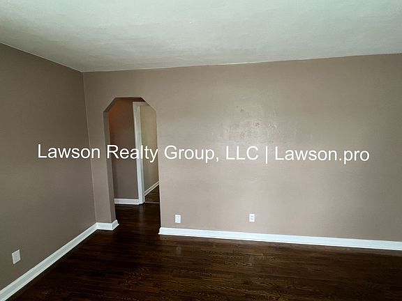 5th image of 2632 Cornell Dr NW