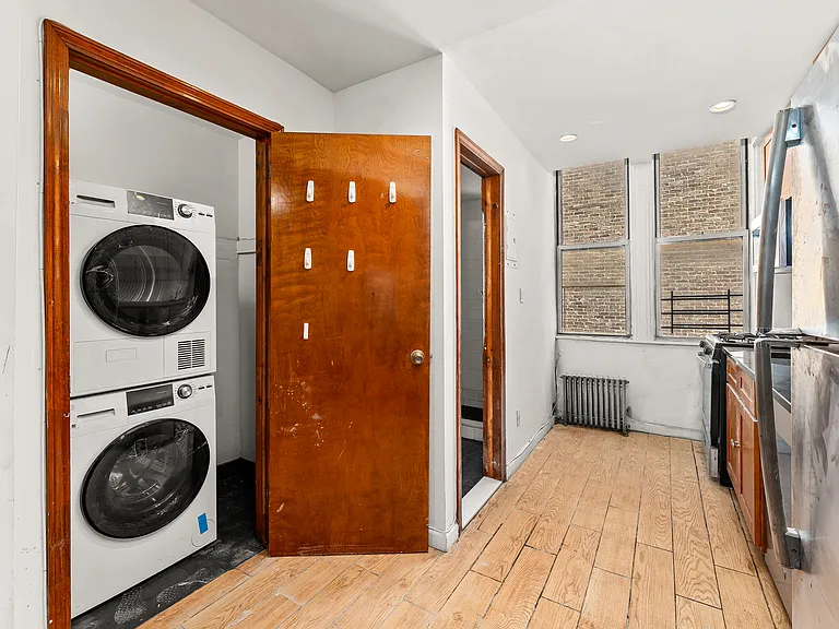 96 Graham Ave #1B — Photo 7