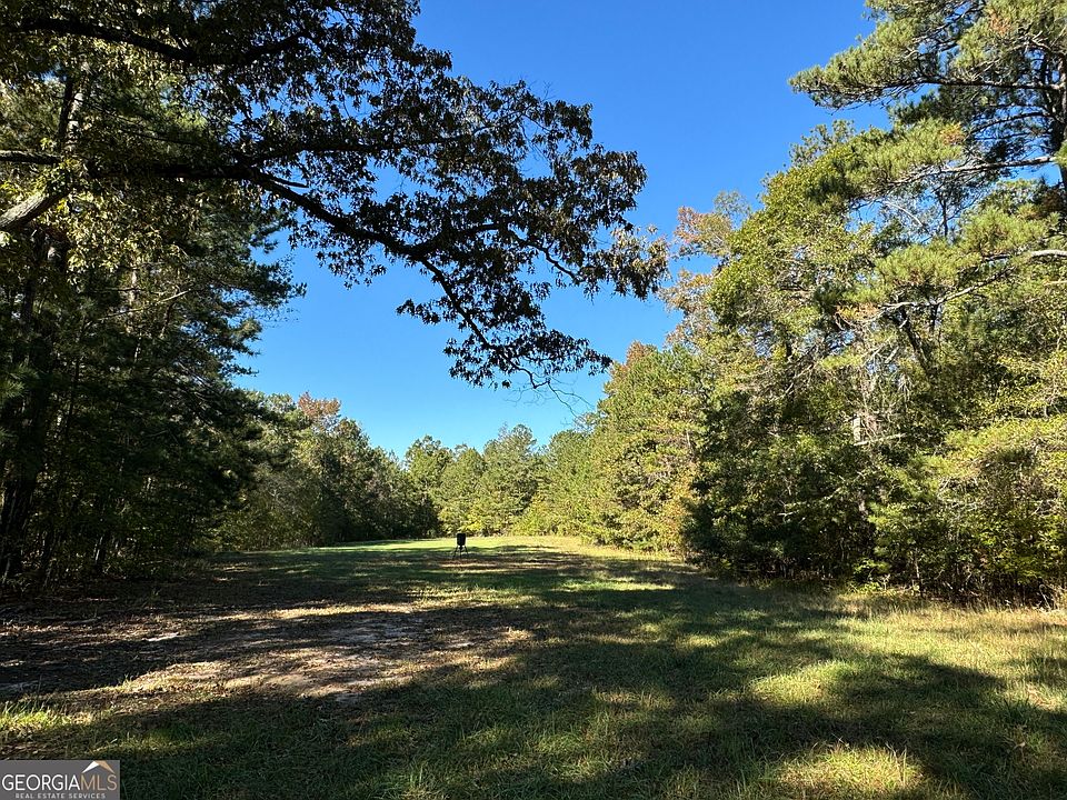 2nd image of W Ellis Rd