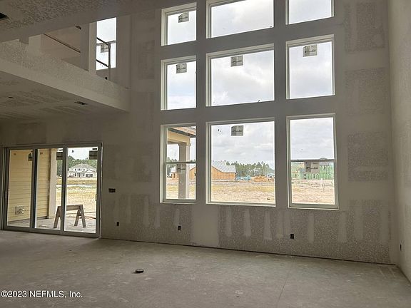3rd image of 26 CRYSTAL SANDS Court