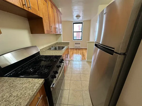 288 W 238th St APT 6G, Bronx, NY 10463