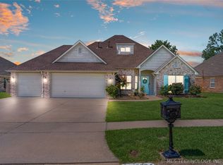 15364 E 91st St N, Owasso, OK 74055