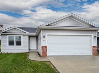 45 Winding Way, Bloomington, IL