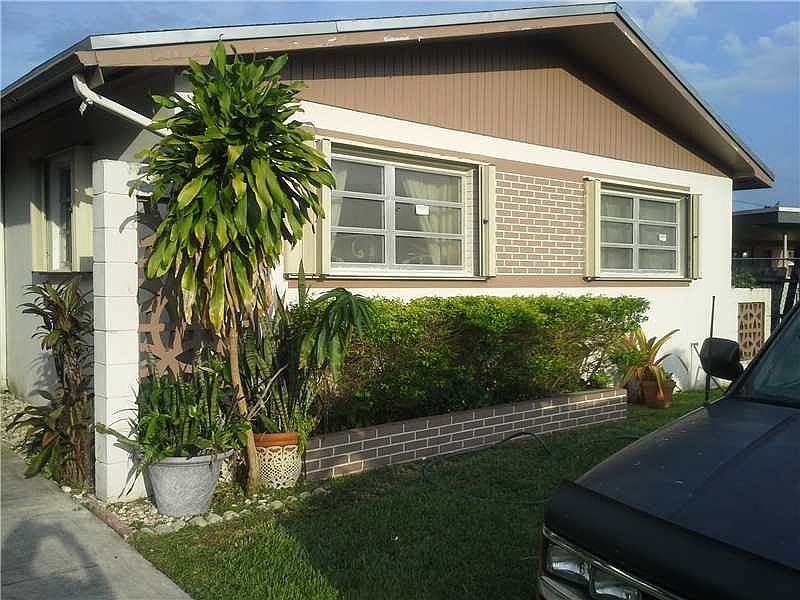 2nd image of 20121 SW 115th Ave