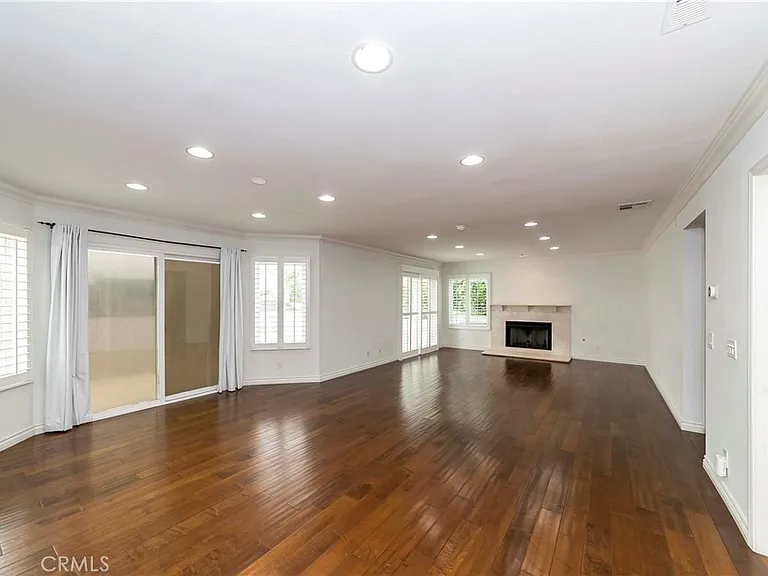 424 Sand Cyn — Photo 16