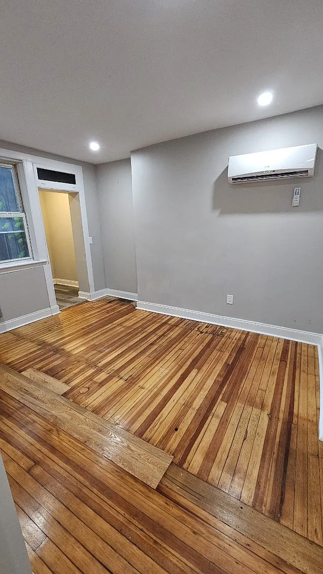 1 bed, $1,300 — Photo 2
