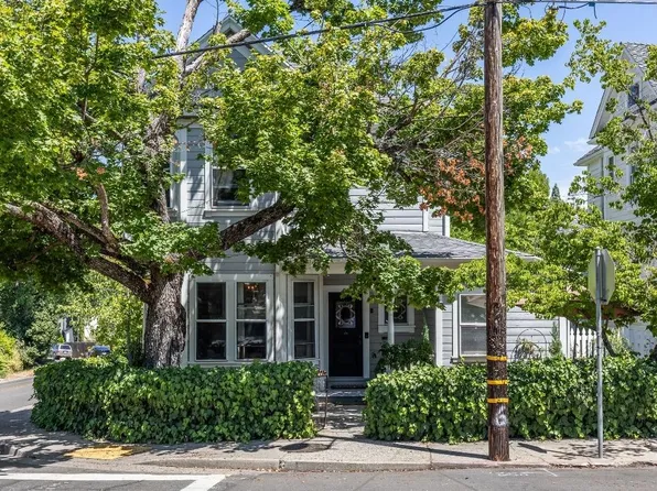 514 W Main St, Grass Valley, CA 95945