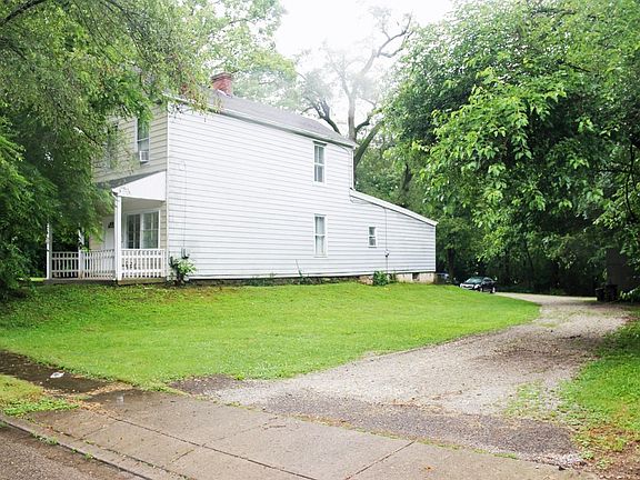3rd image of 117 Bassett St