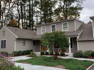 9 Woods Grove Rd, Westport, CT 06880