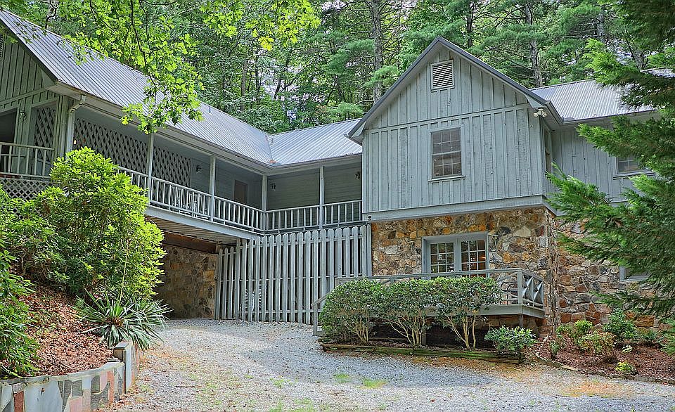  deck/granite retainer