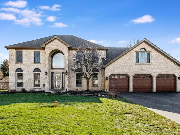 23811 W Deer Chase Ln, Naperville, IL 60564