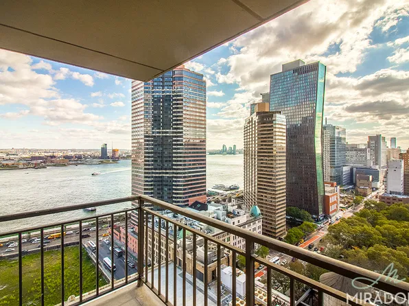 330 East 39th Street image 5 of 14