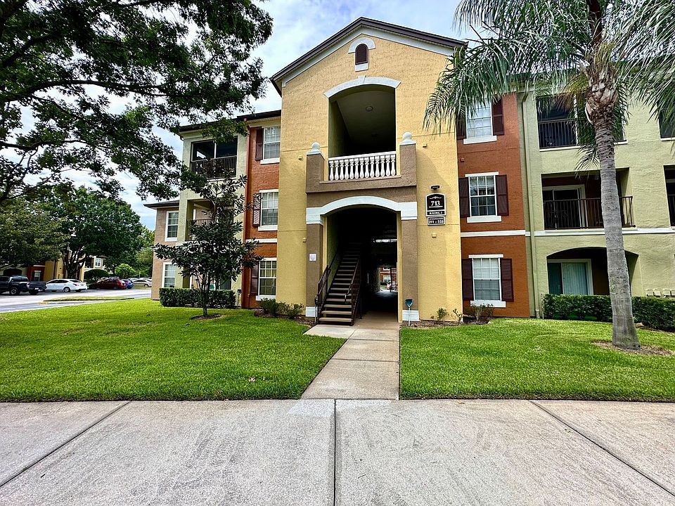 1st image of 713 Crest Pines Dr APT 221