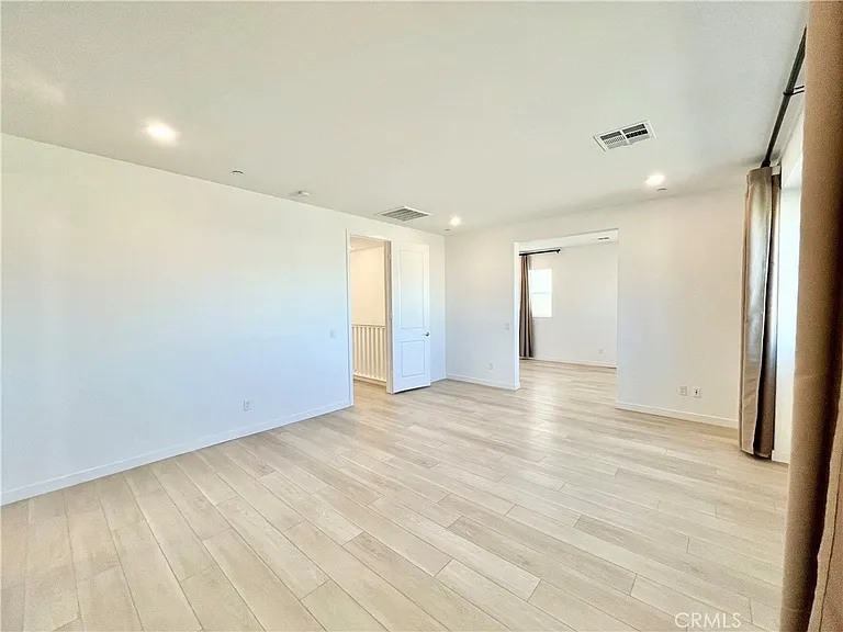 27812 Marquee Dr — Photo 14