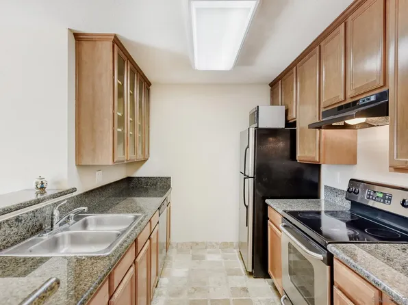 7180 Shoreline Dr Unit 5212, San Diego, CA 92122