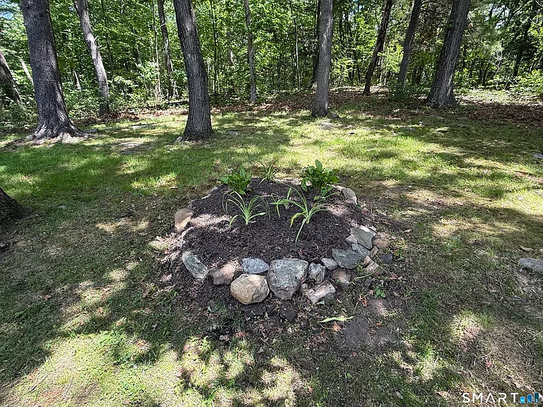 19 Old Town Rd — Photo 34