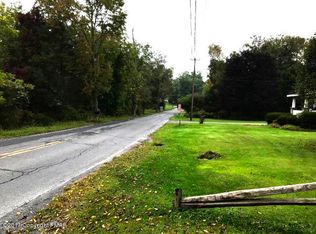 261 Shine Hill Rd, Henryville, PA 18332