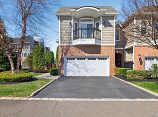 702 Equestrian Way, Westbury, NY 11590