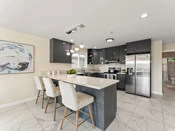 928 9th Ave #C, Honolulu, HI 96816