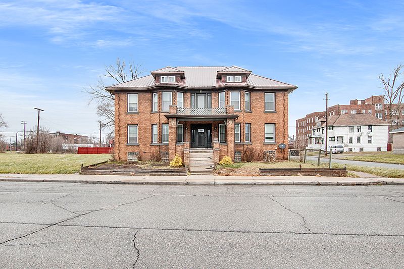 1st image of 2504 Ferry Park St Unit 2