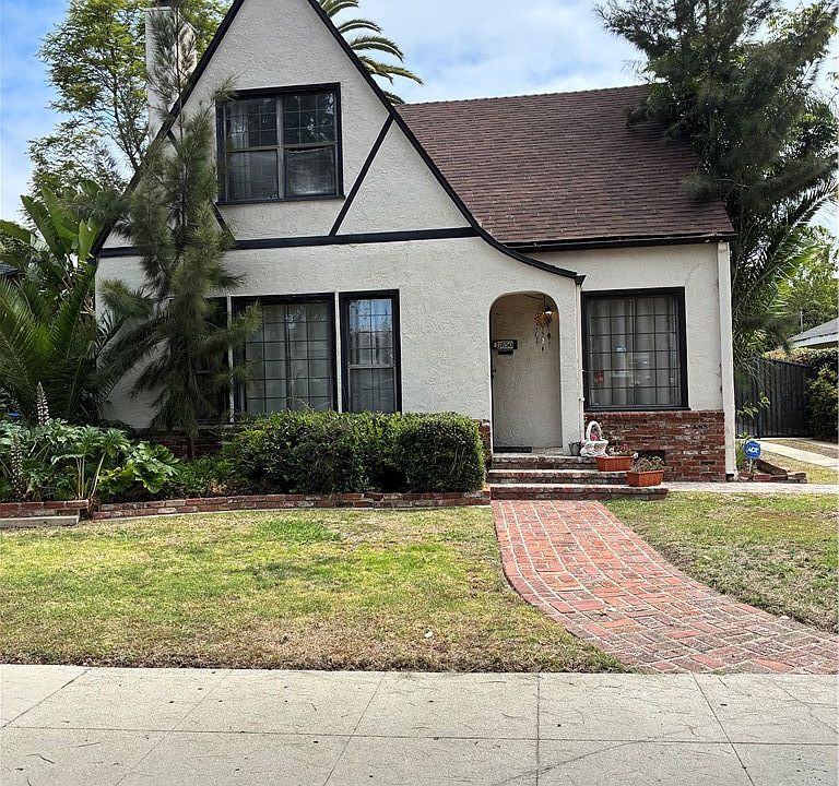 1st image of 3650 Barry Ave