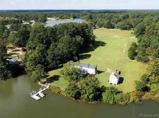 429 Johnson Point Rd, Hallieford, VA 23068