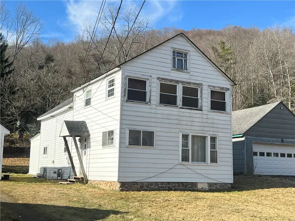 143 Gates Holw, Bradford, PA 16701