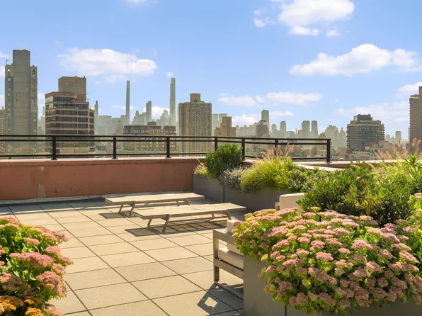 200 East 94th Street image 8 of 10