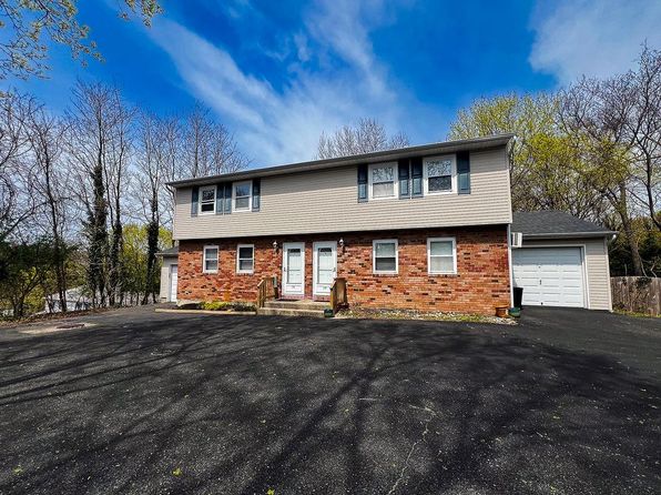 23B Van Wicklen Ct