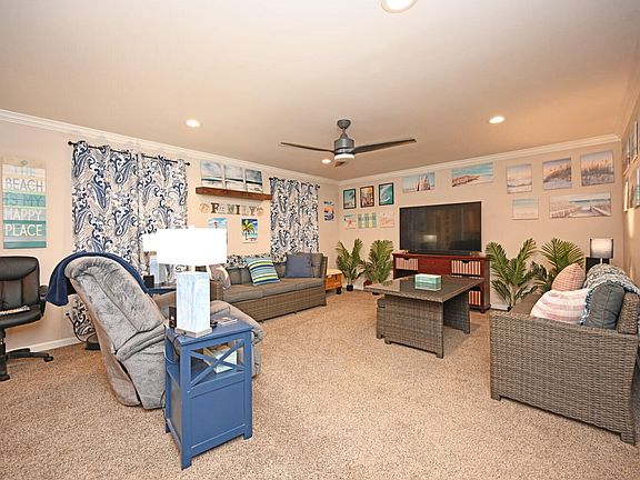 5th image of 10675 Fremont Dr