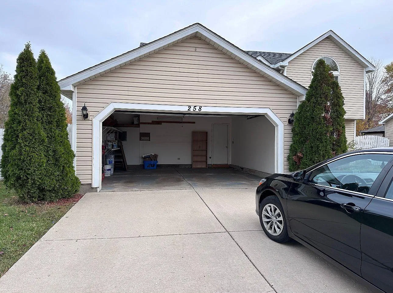 258 Homewood Drive — Photo 2