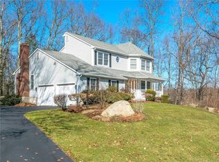 460 Dennison Rdg, Manchester, CT 06040