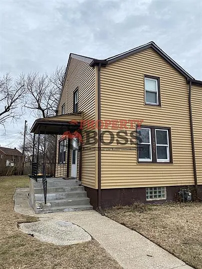 1219 E Lyons St #1 — Photo 1