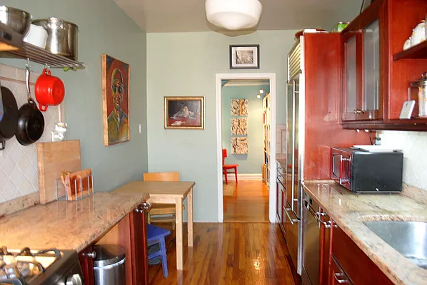 Sold by Landmarc Group | media 28