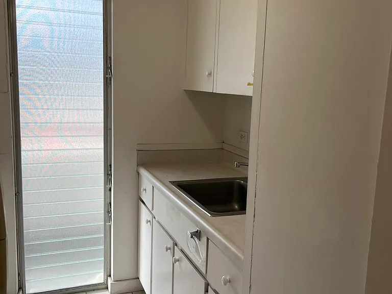 1670 Kalakaua Ave #506 — Photo 3