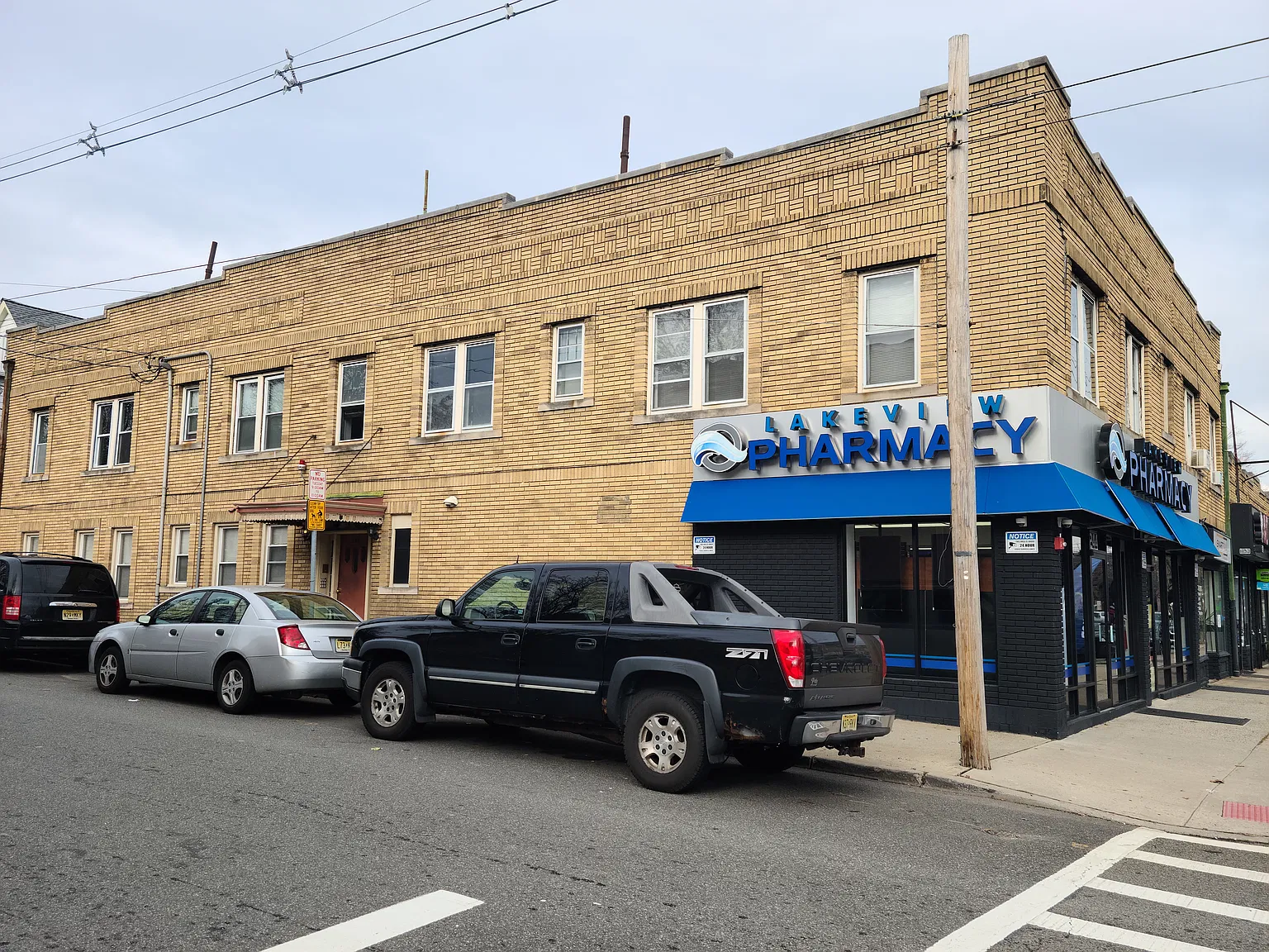 244 Lakeview Ave — Photo 4