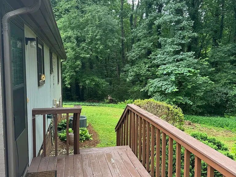 2277 Starbrooke Dr — Photo 4