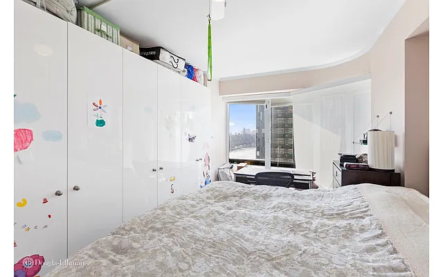 Sold by Douglas Elliman | media 32