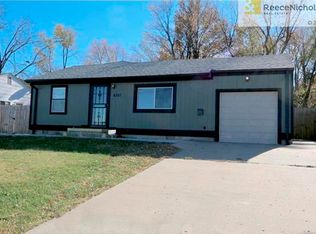 6307 E 147th St, Grandview, MO 64030
