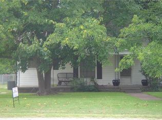 200 N Bosque St, Whitney, TX 76692